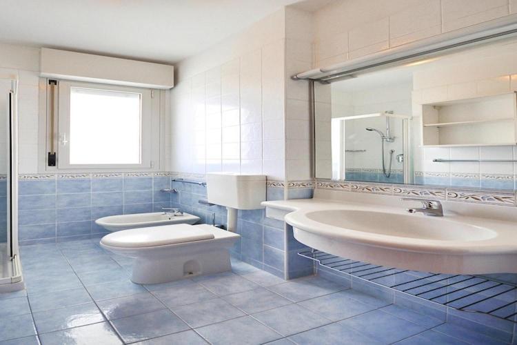 Apartment In Bibione Spiaggia Near The Beach Экстерьер фото
